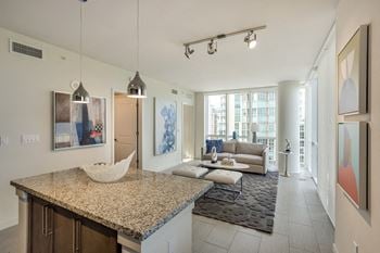 Modelhomes-floor-to-ceiling windows